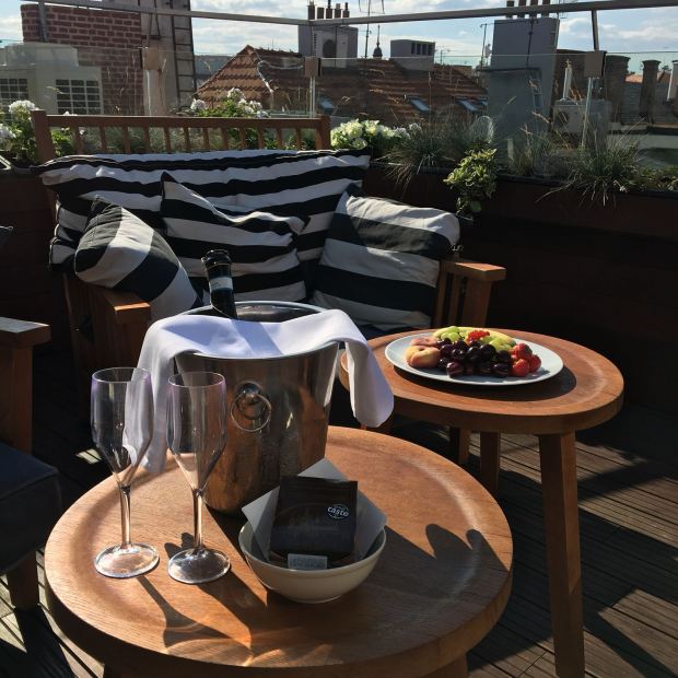 72da3382-7a27-40a7-b965-a9911f3c5e6c