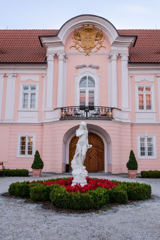 718F631A-E931-4ABC-BB5A-85C61BCDC675